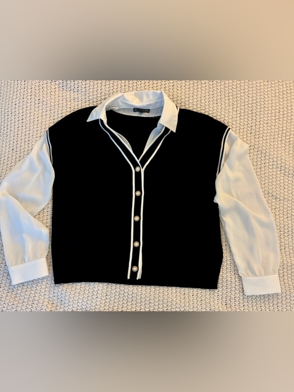 Adrianna Papell Black and white twofer Sweater top size L large
